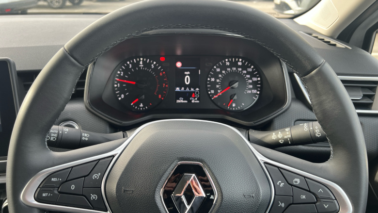 Renault Clio 1.0 TCe 90 Iconic Edition 5dr Petrol Hatchback